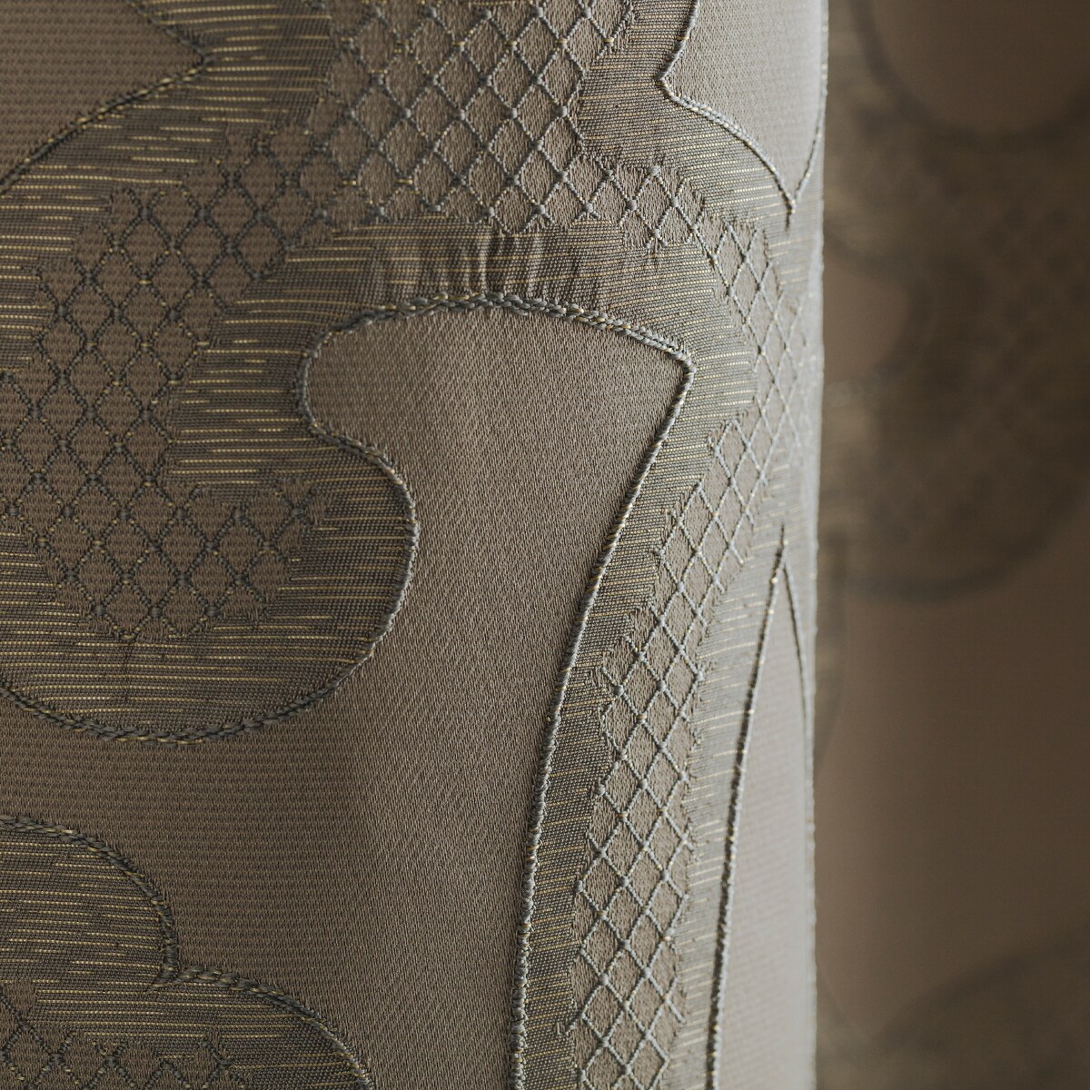 Zasłona Bruin 135x250 cm