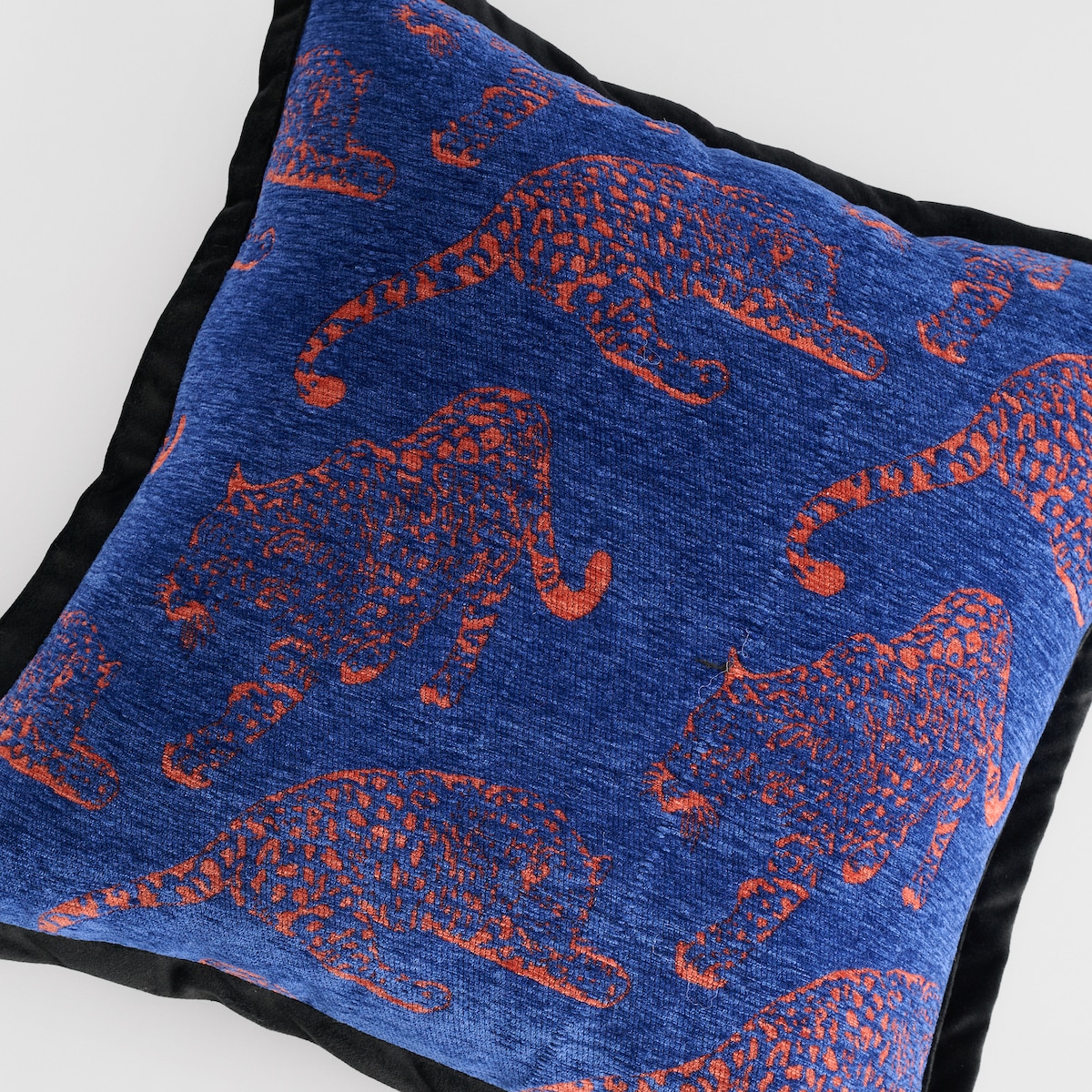 Poszewka Żakardowa Tiggi 45x45 cm