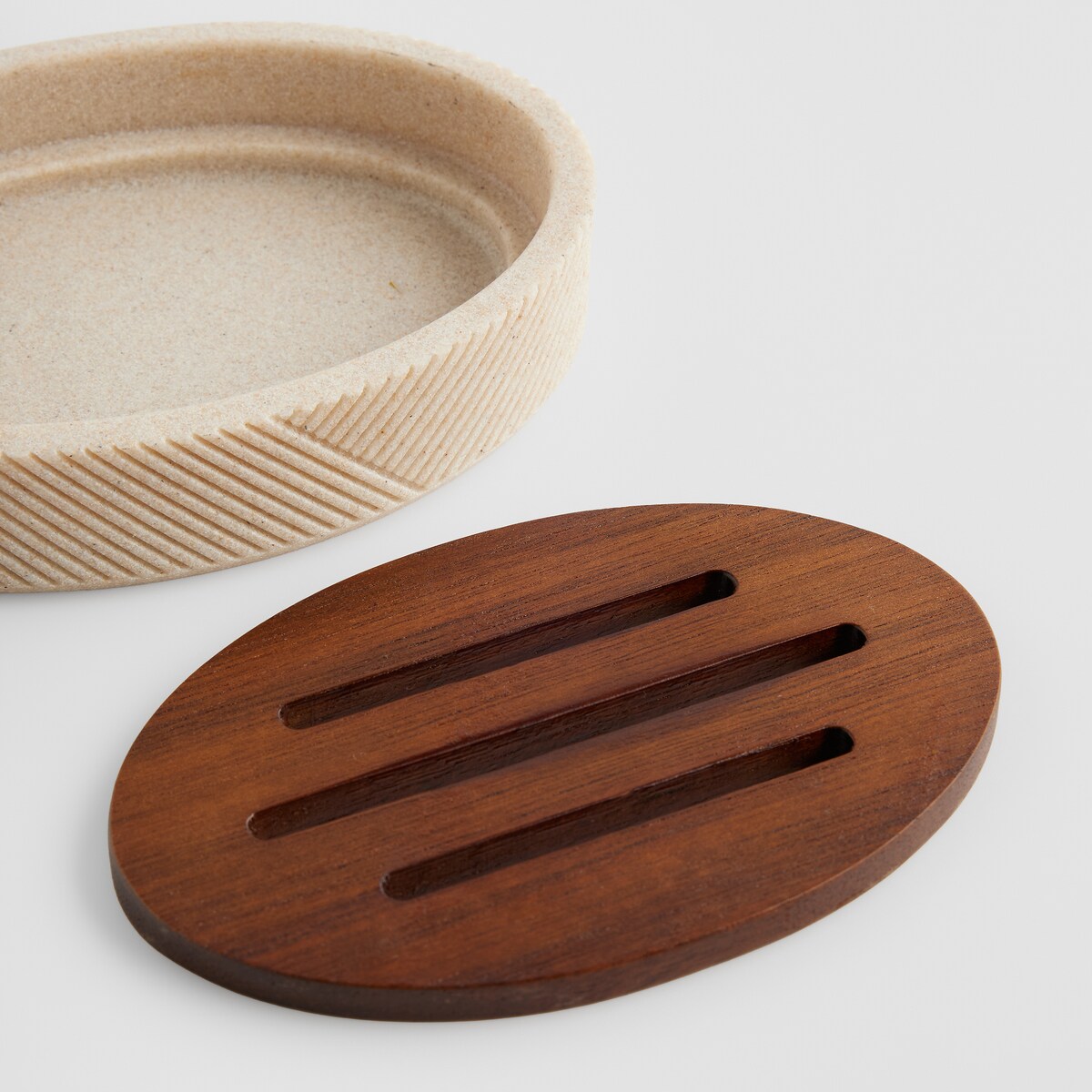 Mydelniczka Ravanna z motywem geometrycznym