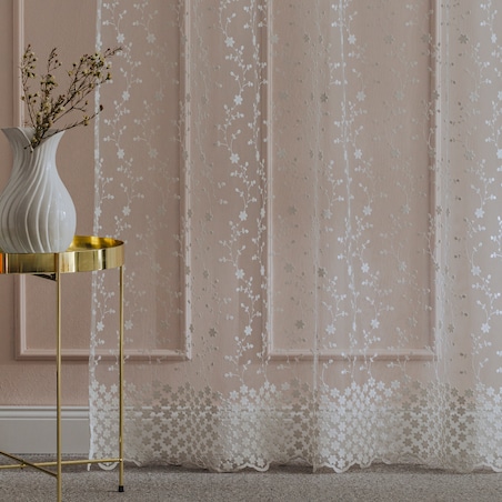 Firana Gaia 140x250 cm z motywem kwiatowym