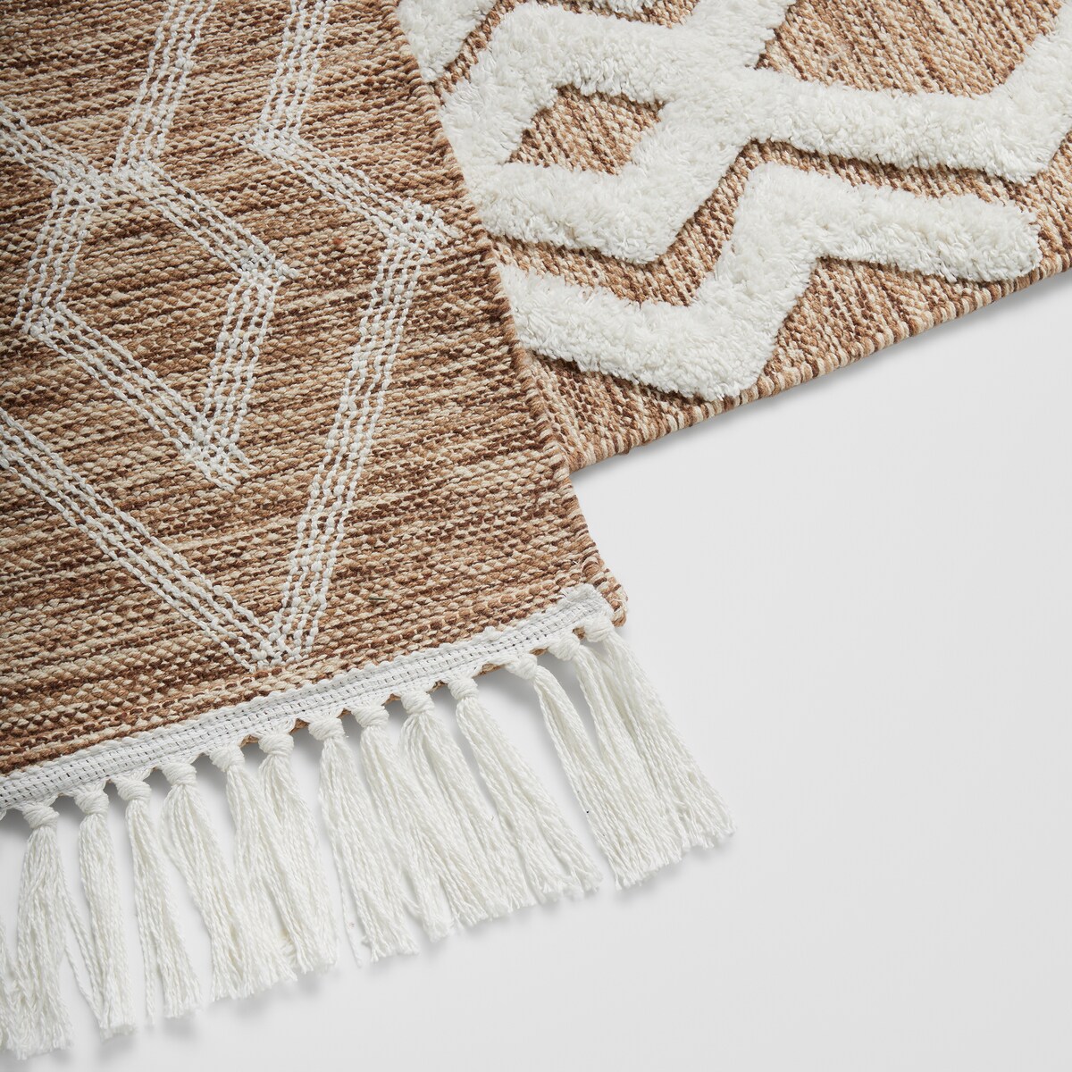 Chodnik Nesna 70x120 cm z motywem geometrycznym