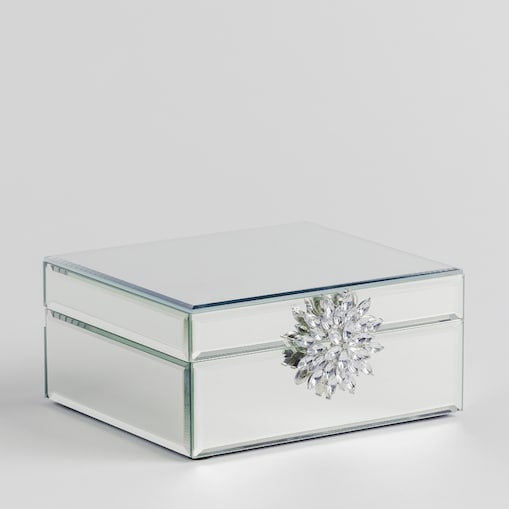 Szklana szkatułka na biżuterię z ozdobnym zapięciem mirro