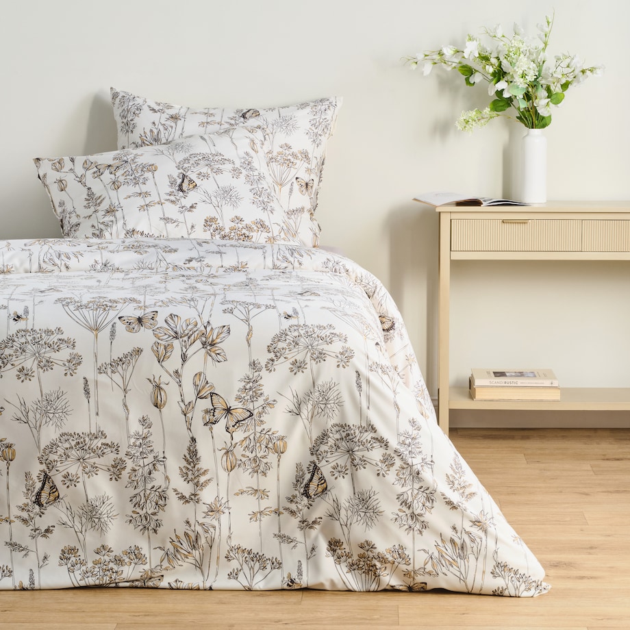 Pościel Z Mikrofibry Alba 200x220 cm z motywem kwiatowym