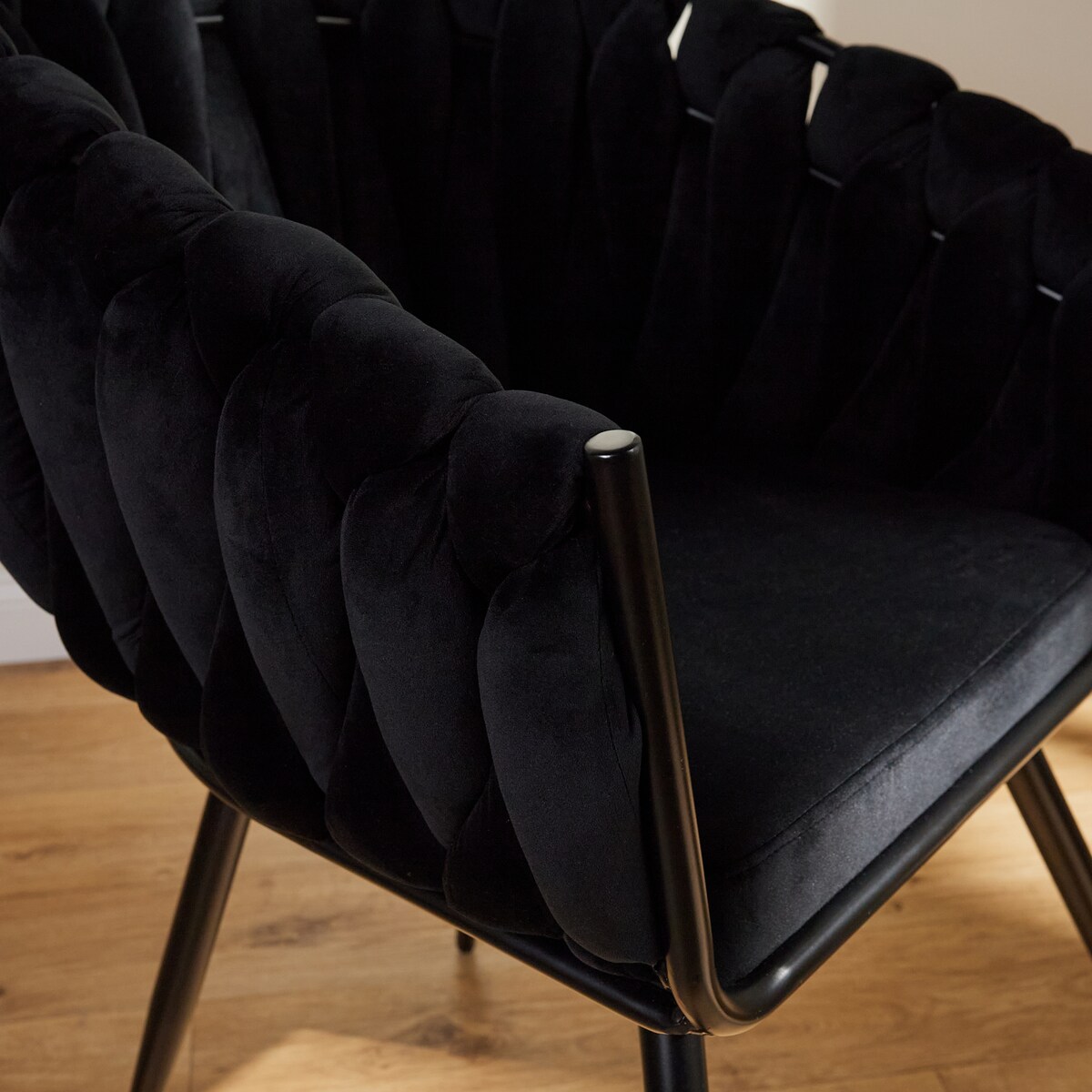 Eleganckie krzesło z weluru fannie