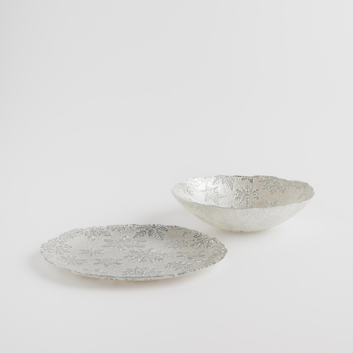 Patera Snowflakes z motywem śnieżynki