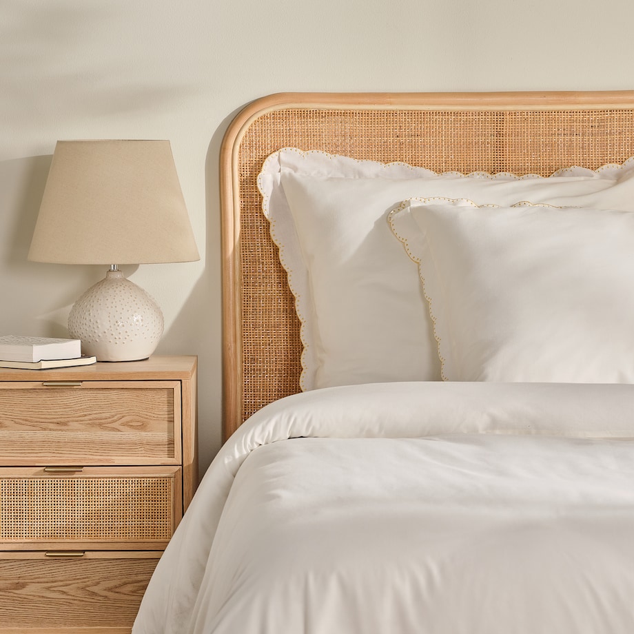 Pościel z bawełną z falbaną Aprilosa 200x220 cm