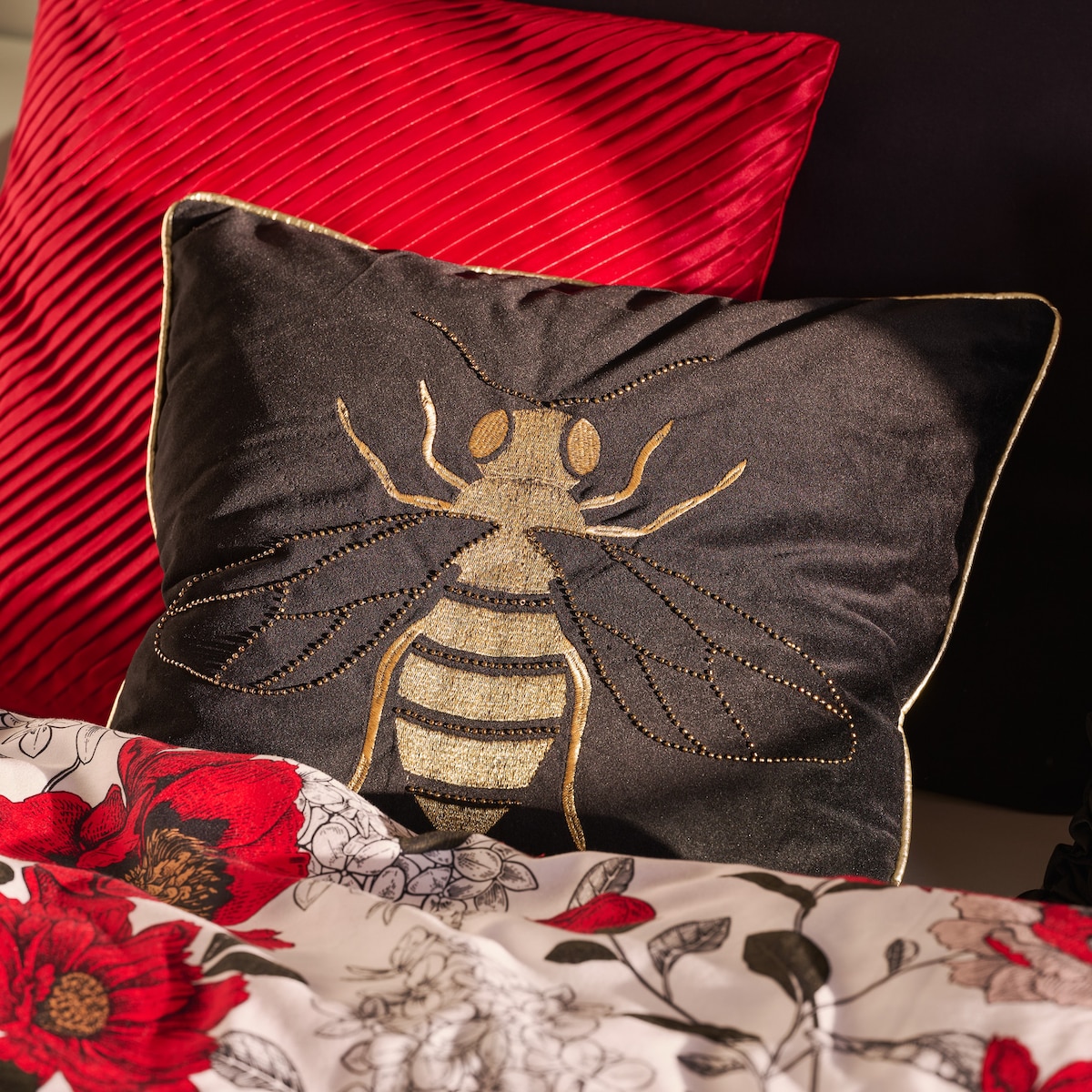 Poszewka Haftowana Beliamo 45x45 cm