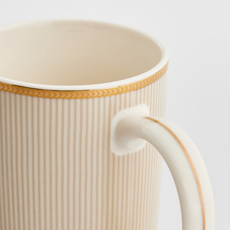 Kubek Galanta z motywem geometrycznym