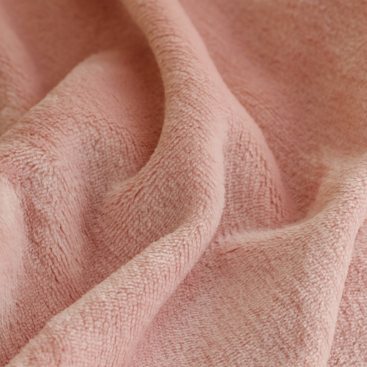 Jednokolorowy koc Tassels 130x170 cm