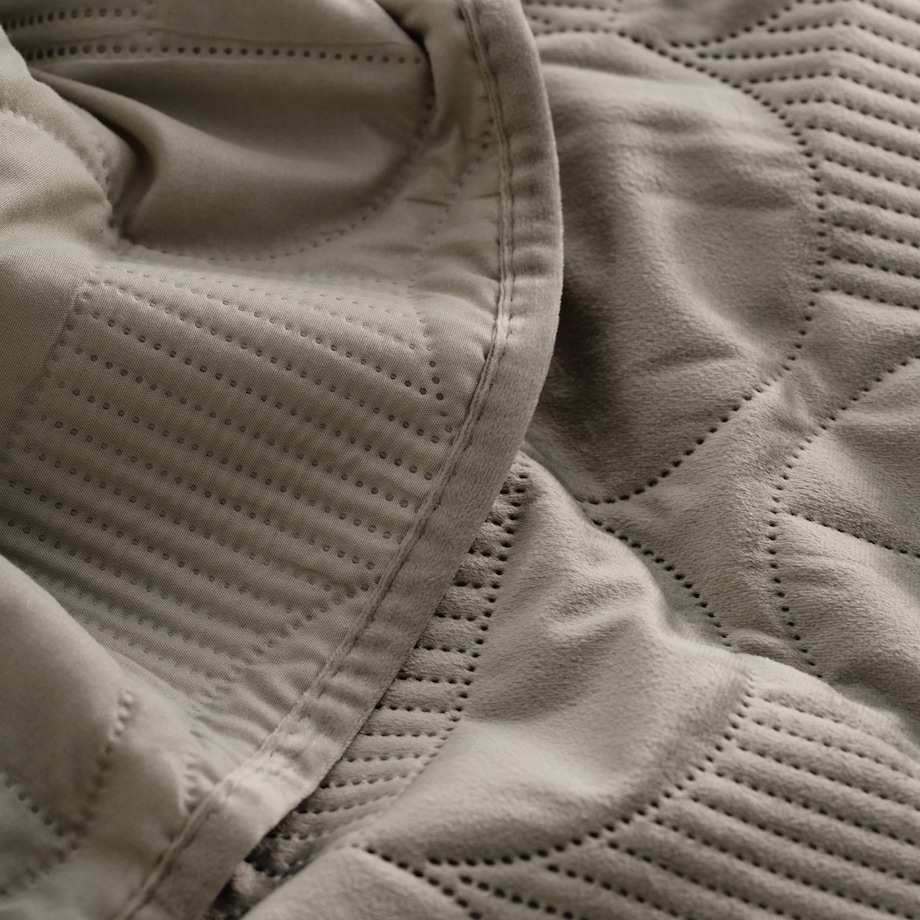 Narzuta Welwetowa w Wytłaczany Geometryczny Wzór Arnos 200x220 cm