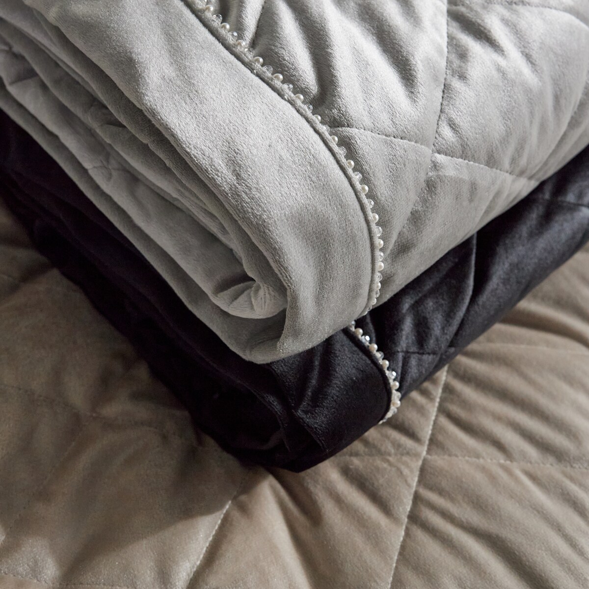 Narzuta Alvio 200x220 cm