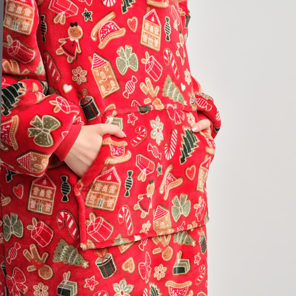 Ponczo Ginno z motywem piernika