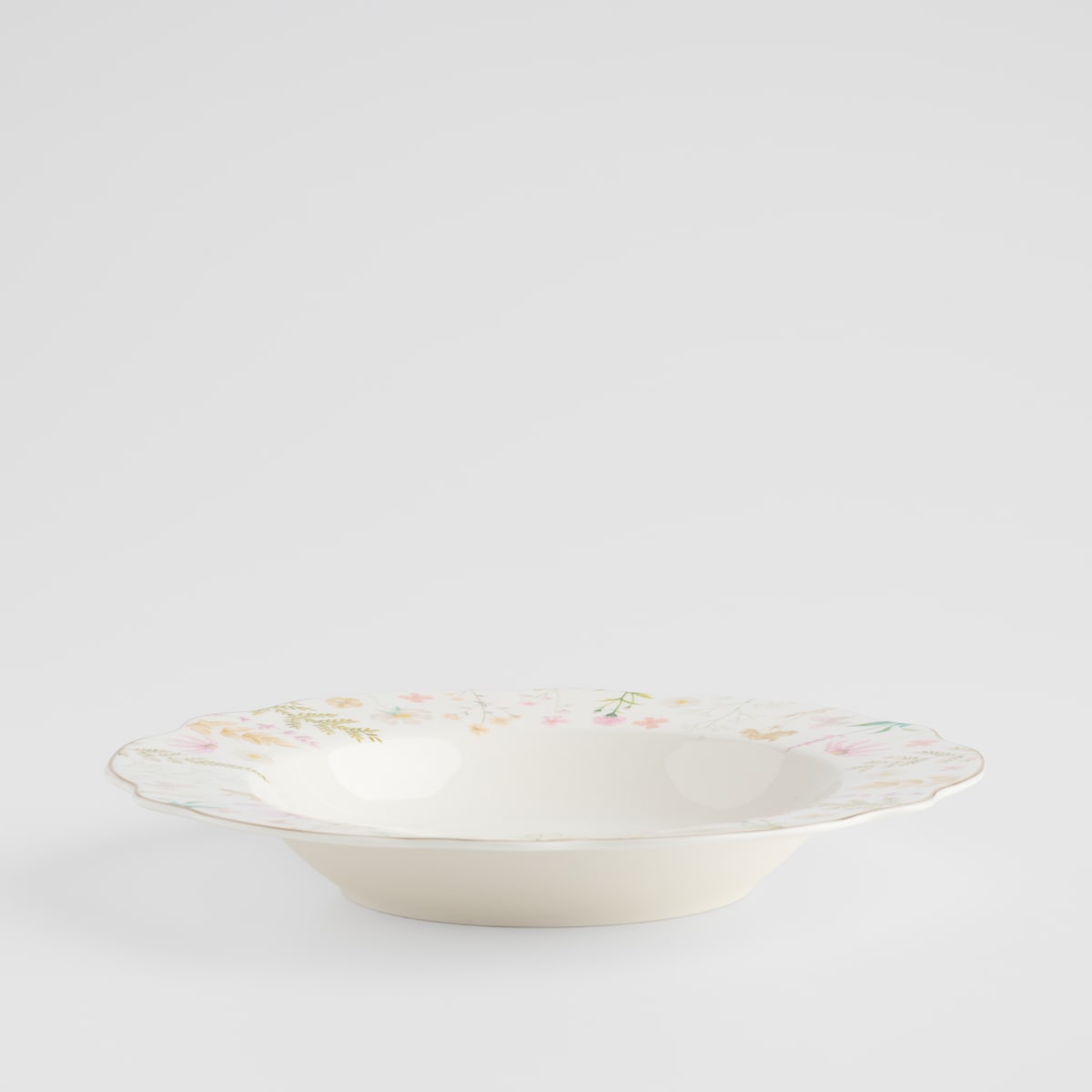 Talerz Głęboki Meadinna z motywem kwiatowym