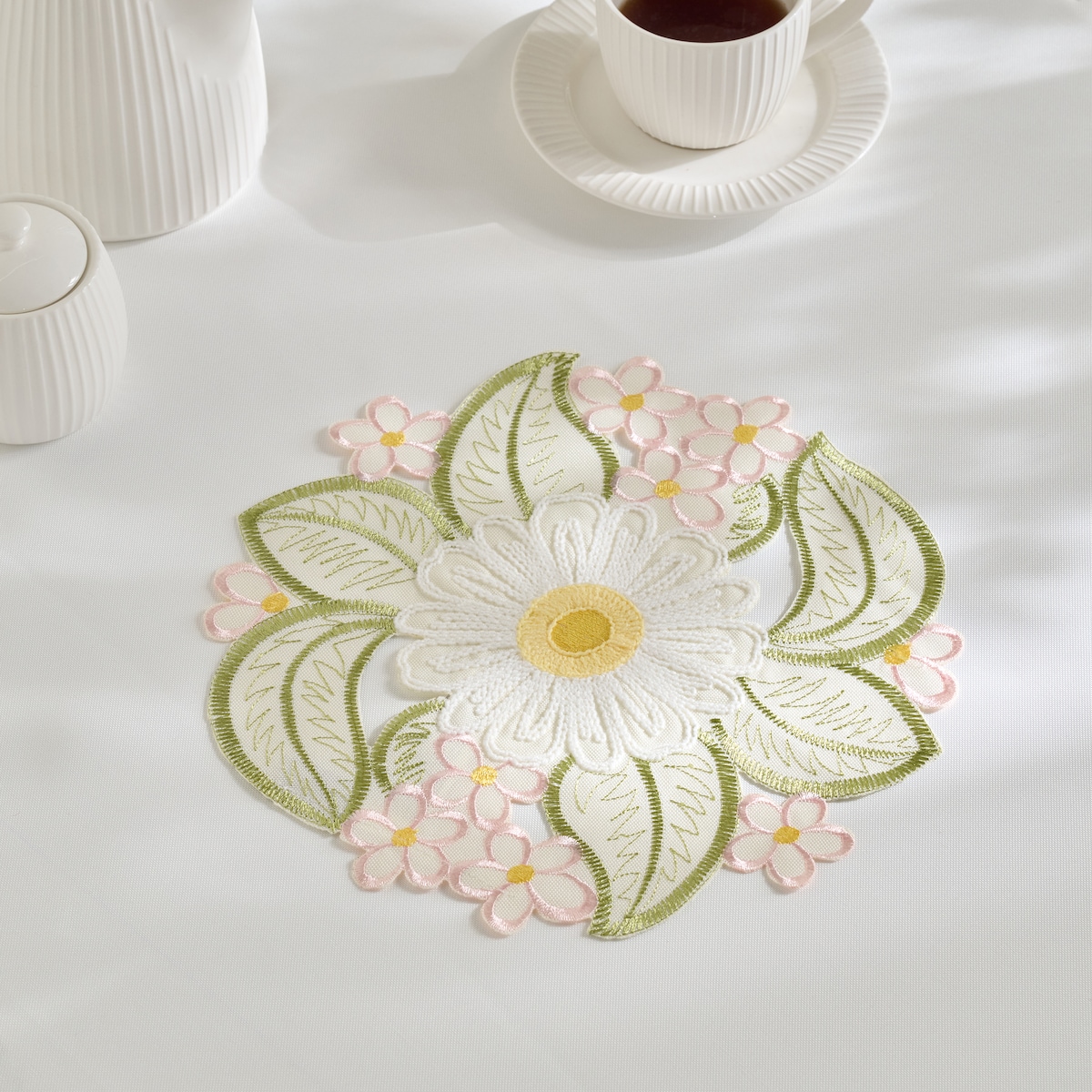 Serwetka Feris z motywem kwiatowym