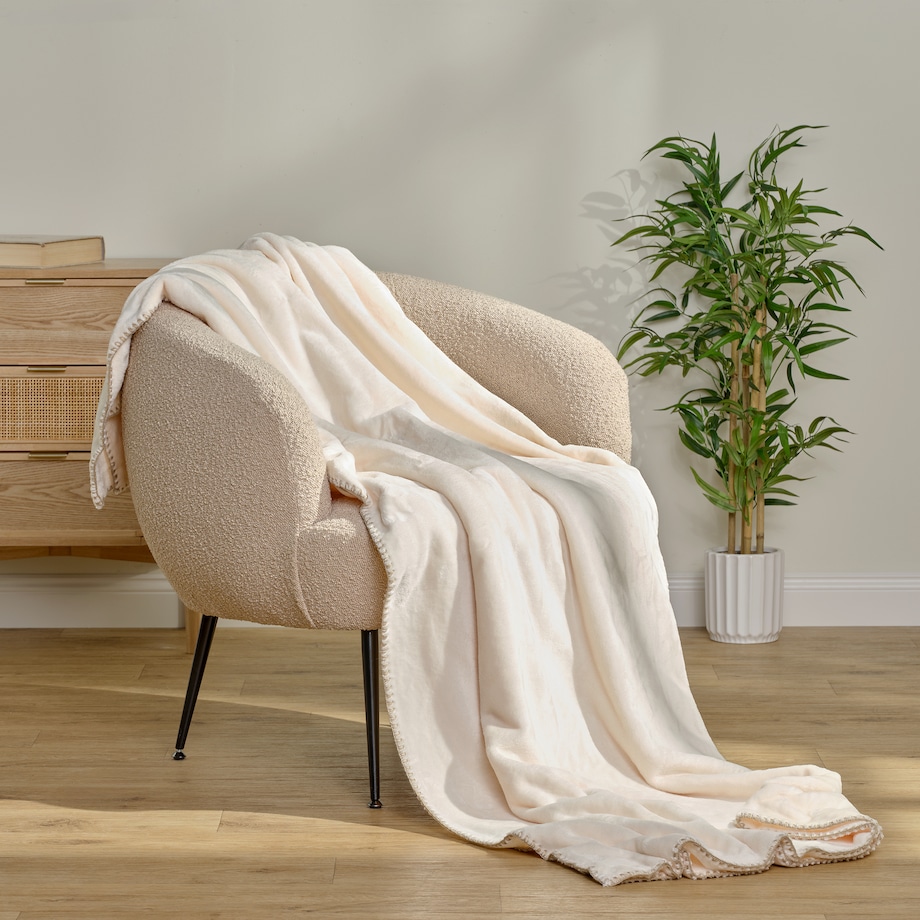 Jednokolorowy koc z wiskozą Maresa 150x200 cm