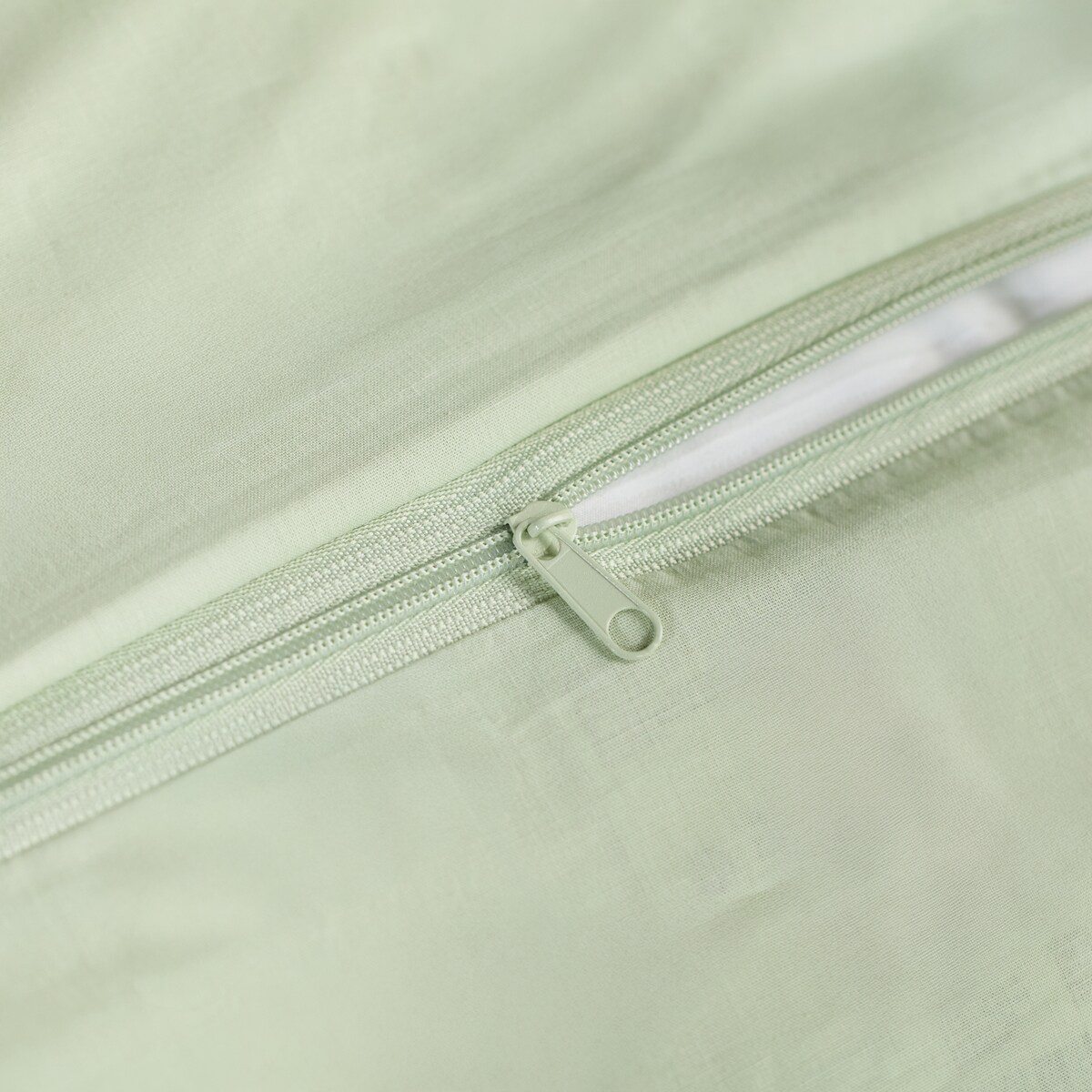 Pościel bawełniana z lamówką Berralee 160x200 cm z motywem owoców