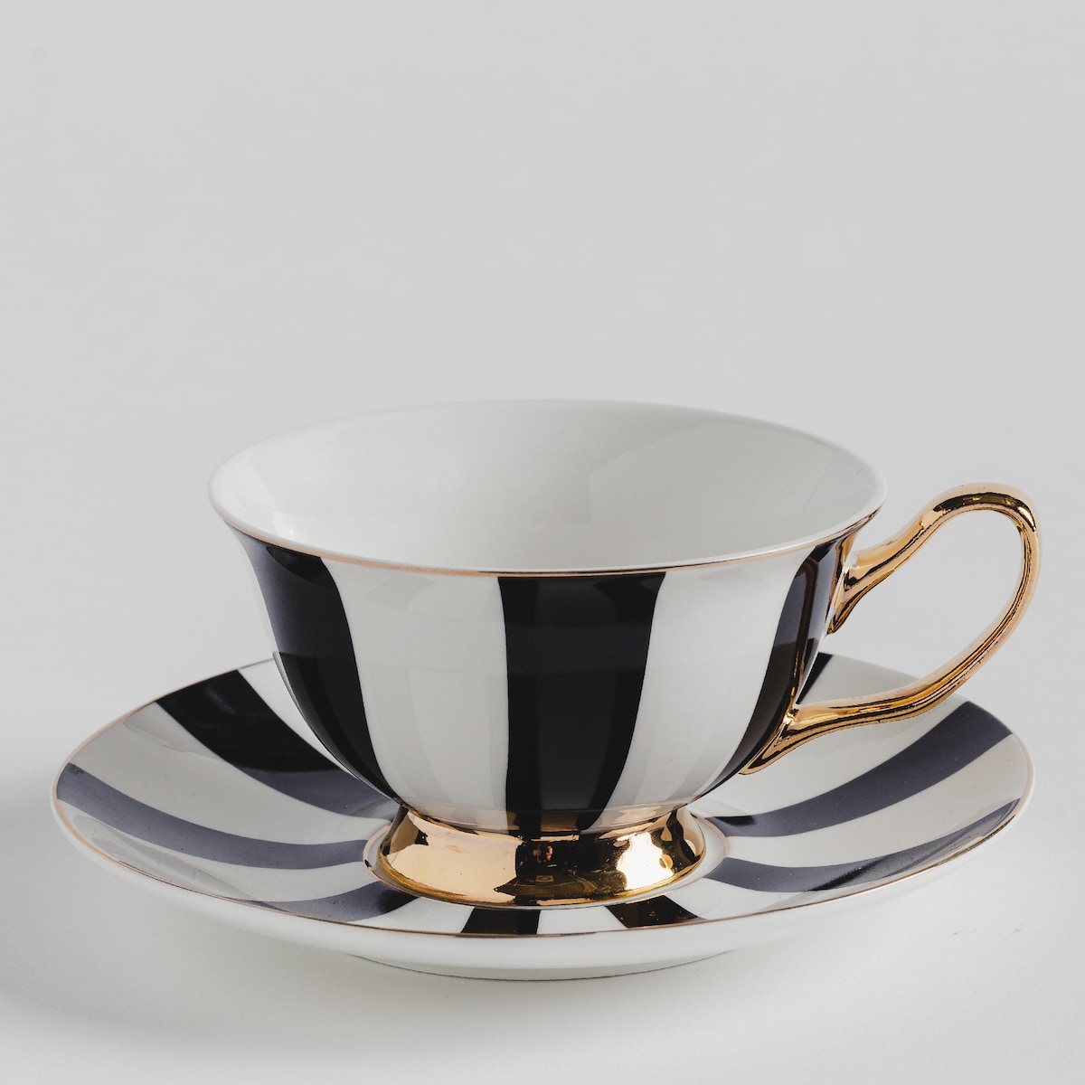 Filiżanka Ze Spodkiem Volya