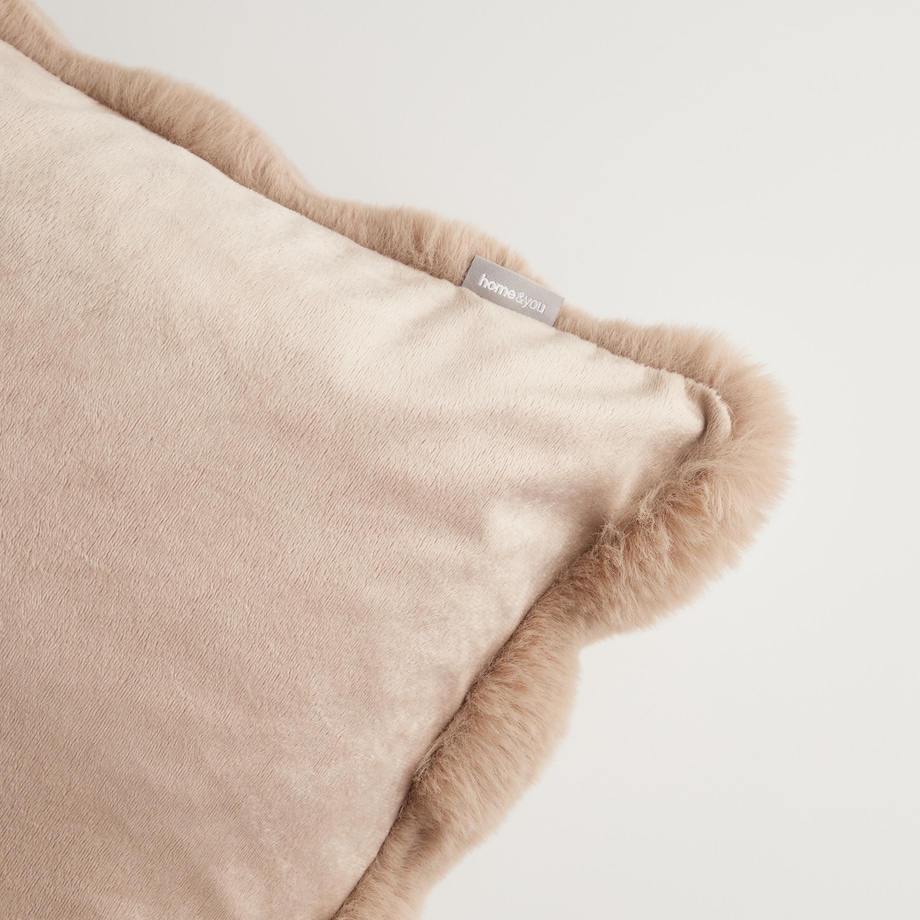 Poszewka Futrzana Bares 45x45 cm w kratę