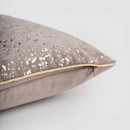 Poszewka Haftowana Dridis 45x45 cm z motywem renifera