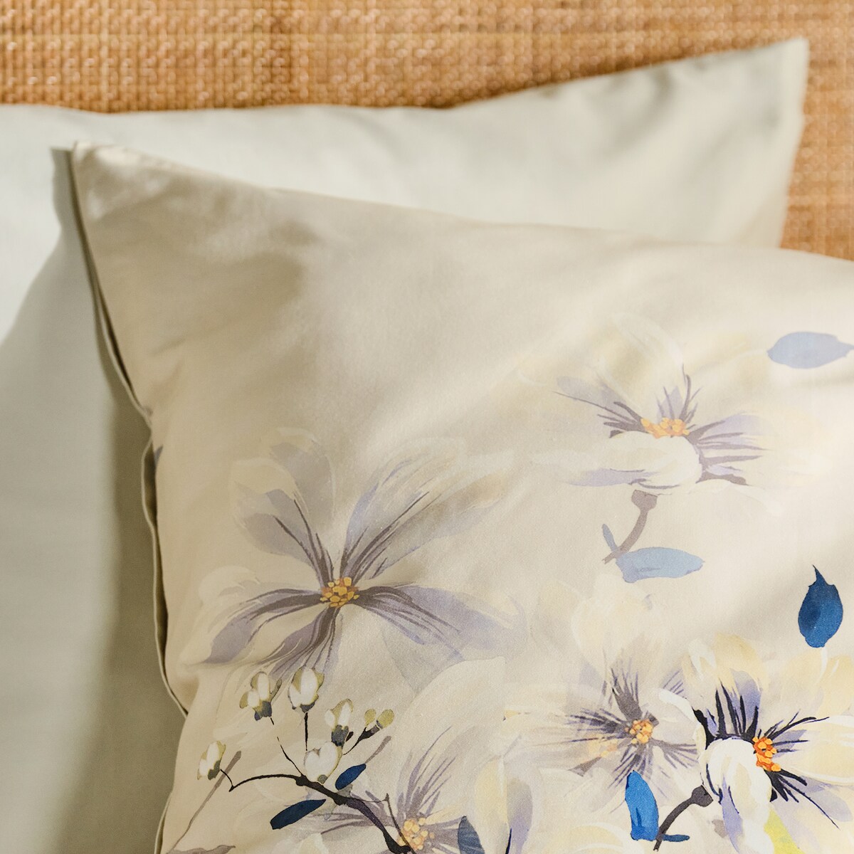 Pościel z bawełny satynowej Larra 200x220 cm z motywem postaci