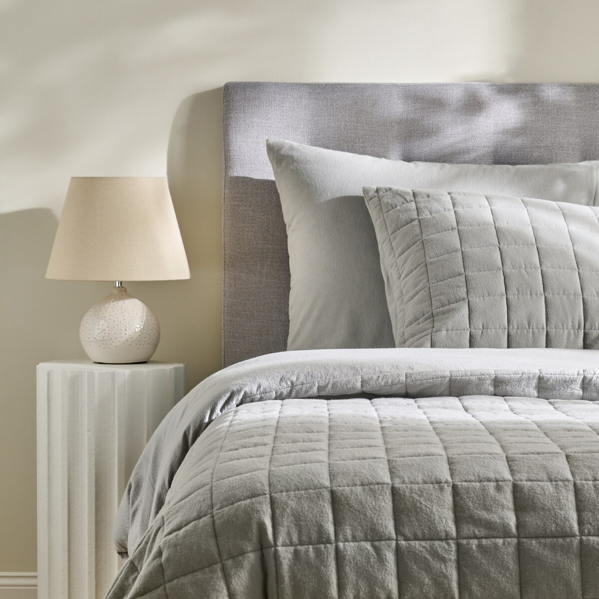 Pościel Flanelowa Calmet 160x200 cm z motywem geometrycznym