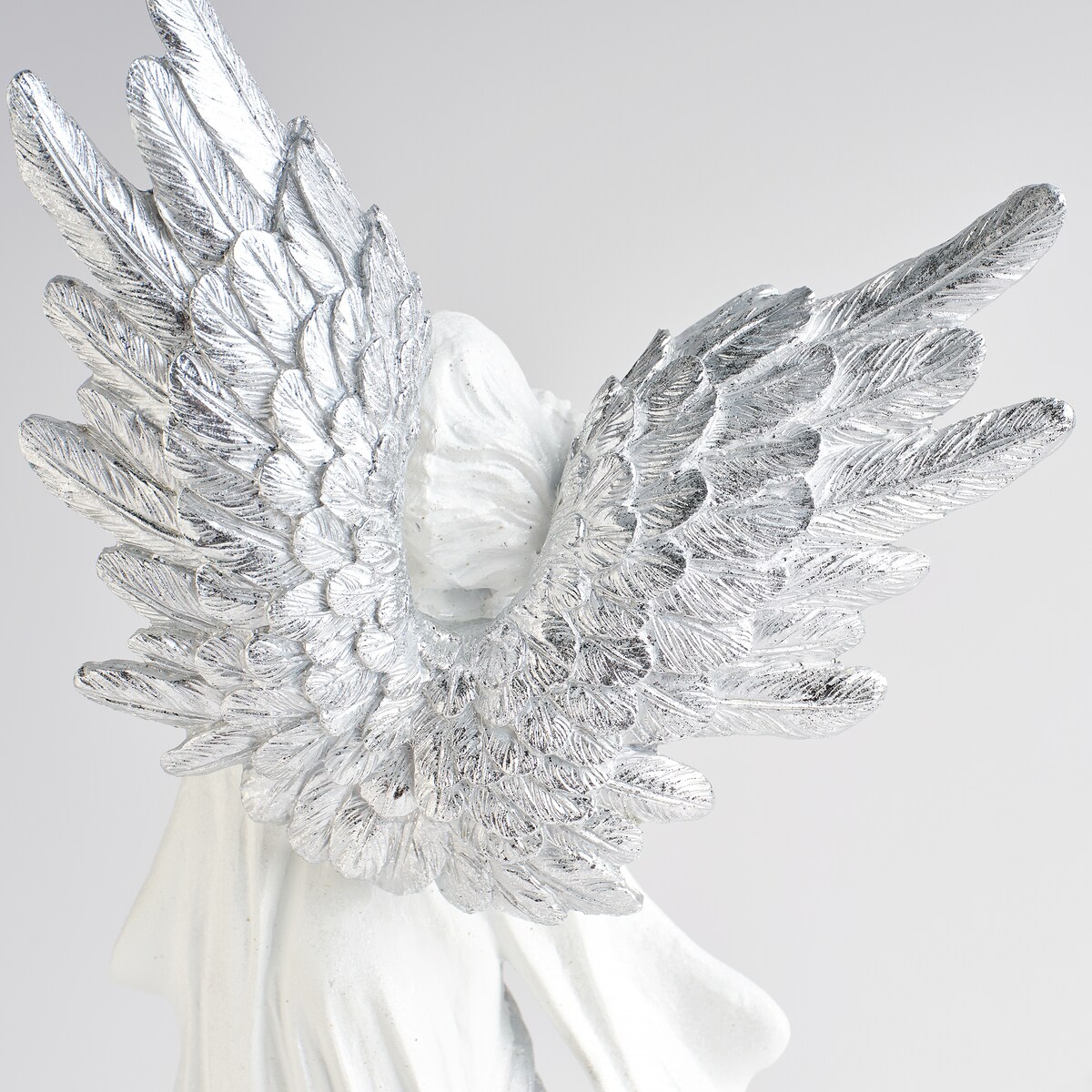 Figurka Aurelia z motywem anioła