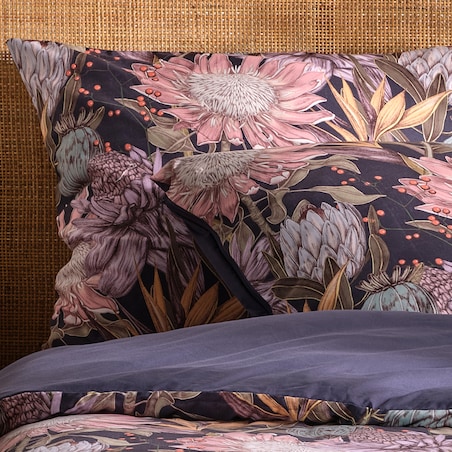 Pościel Z Mikrofibry Daphnett 200x220 cm z motywem kwiatowym