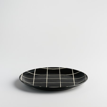 Patera Triah z motywem geometrycznym