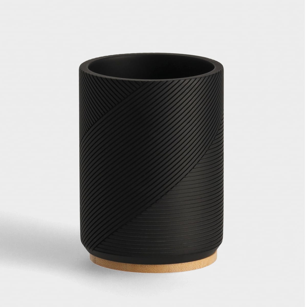 Ryflowany kubek łazienkowy z elementami drewna raveno