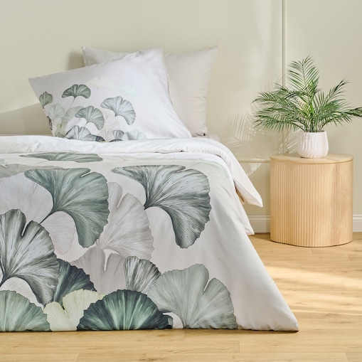 Komplet pościeli z mikrofibry Leander 200x220 cm z 2 poszewkami 70x80