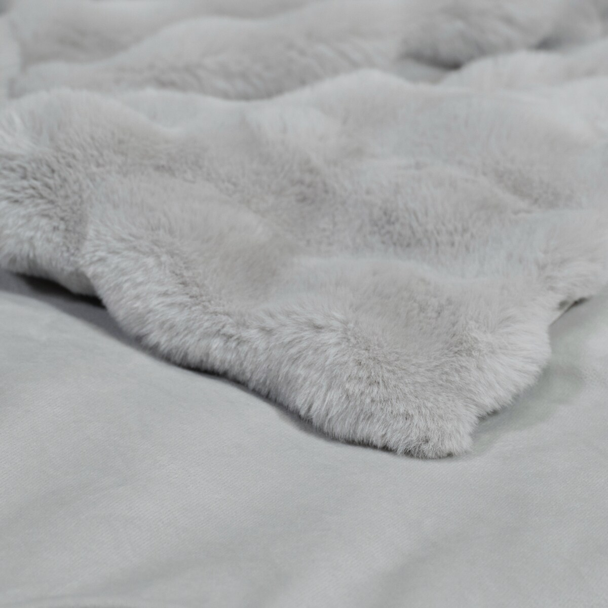 Narzuta Futrzana Bares 180x200 cm