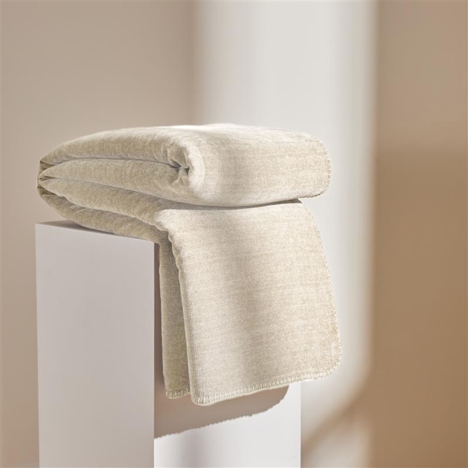 Jednokolorowy koc Agnella 200x220 cm