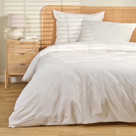 Pościel z perkalu z haftem Margotka 160x200 cm z motywem kwiatowym