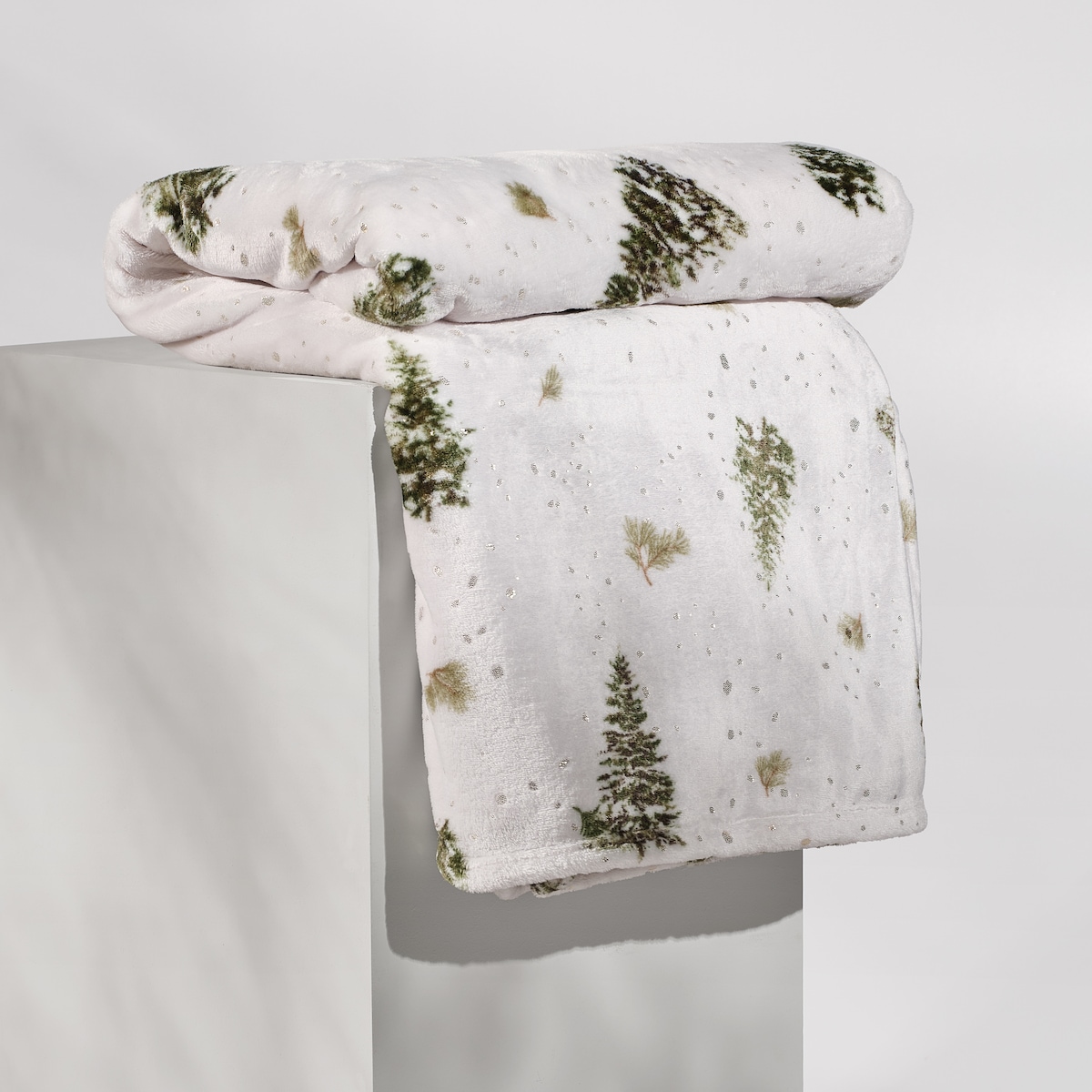 Drukowany koc Cosmerry 150x200 cm z motywem choinki