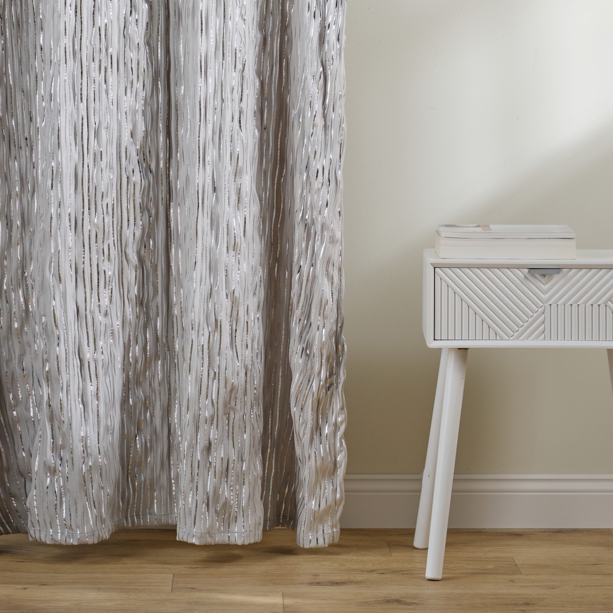 Zasłona Welwetowa Calama 140x250 cm w paski