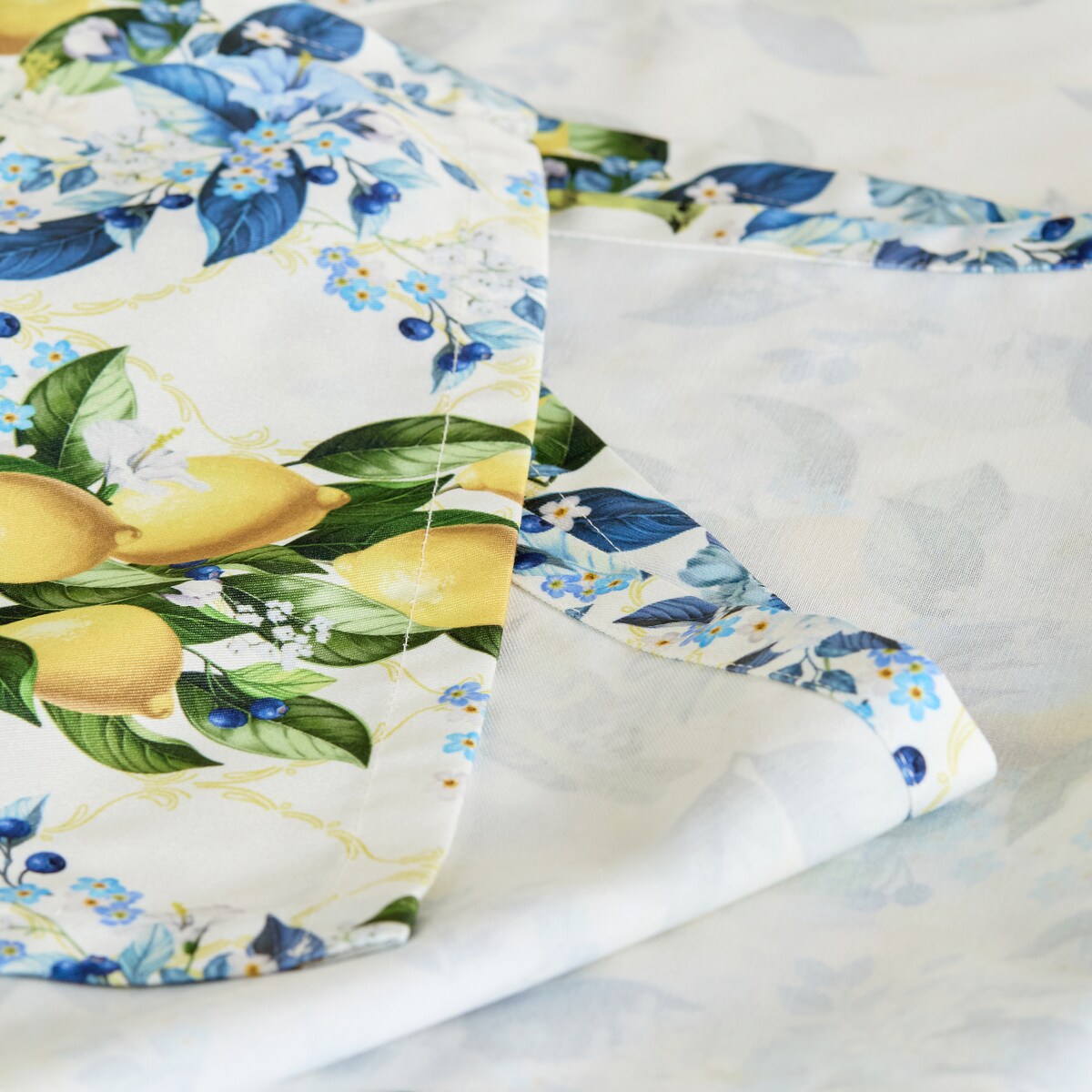 Bieżnik z nadrukiem Lemondi 40x180 cm z motywem owoców