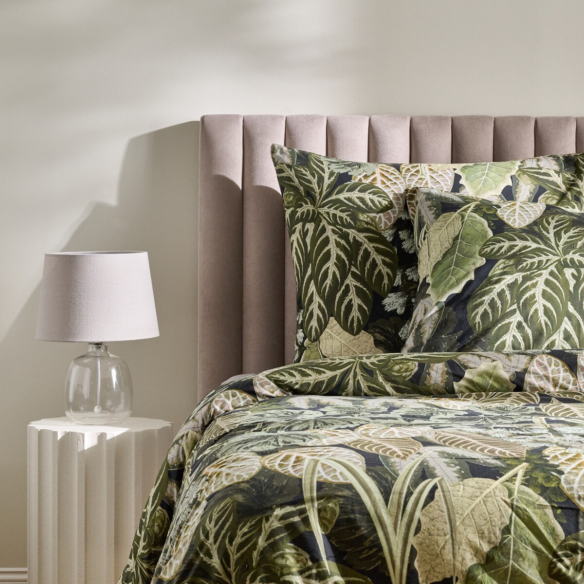 Pościel Bawełniana Coravel 160x200 cm z motywem liściastym
