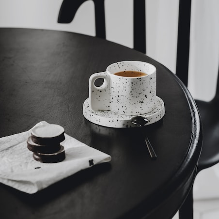 Filiżanka Ze Spodkiem Akamira w groszki