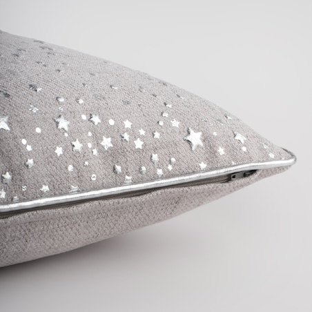 Poszewka dekoracyjna Nolis 45x45 cm