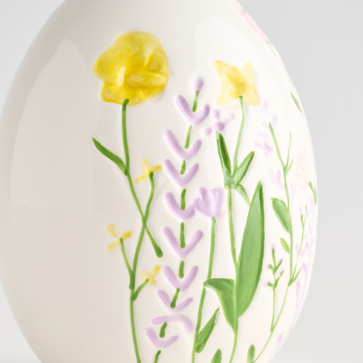 Figurka Meadow z motywem jajka