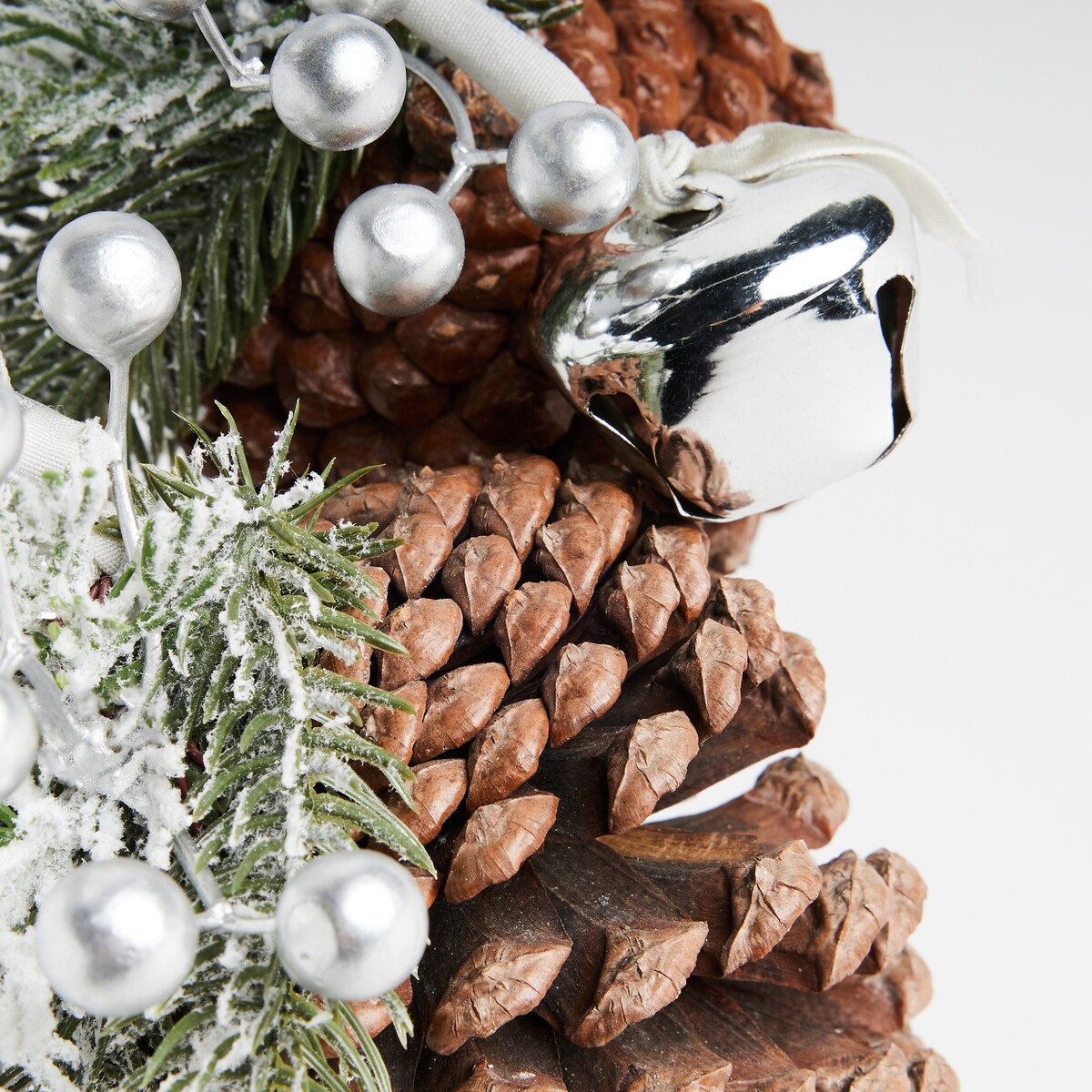 Girlanda Sverkos z motywem roślinnym