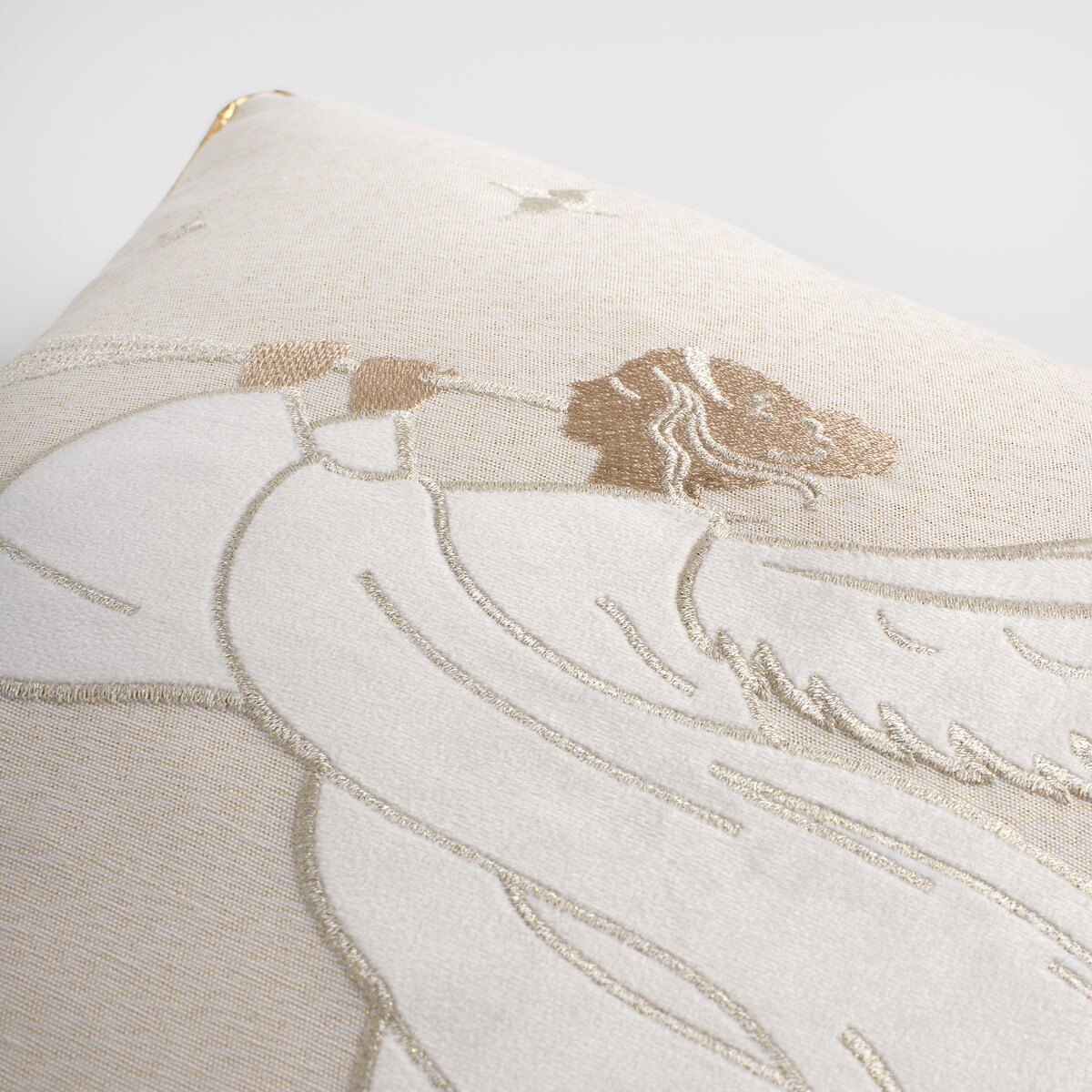 Poszewka Haftowana Angeliso 45x45 cm z motywem anioła