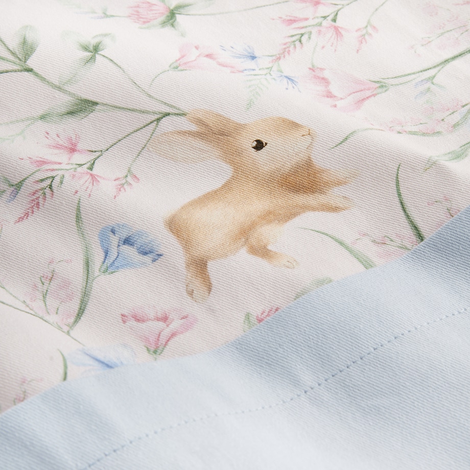 Fartuch Kirosonni 70x85 cm z motywem królika