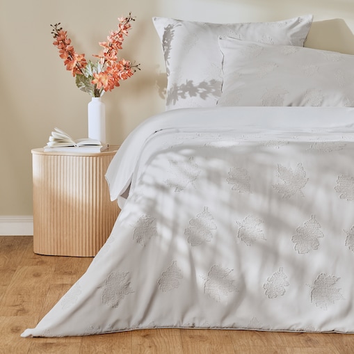 Komplet pościeli żakardowej Ero 200x220 cm z 2 poszewkami 70x80