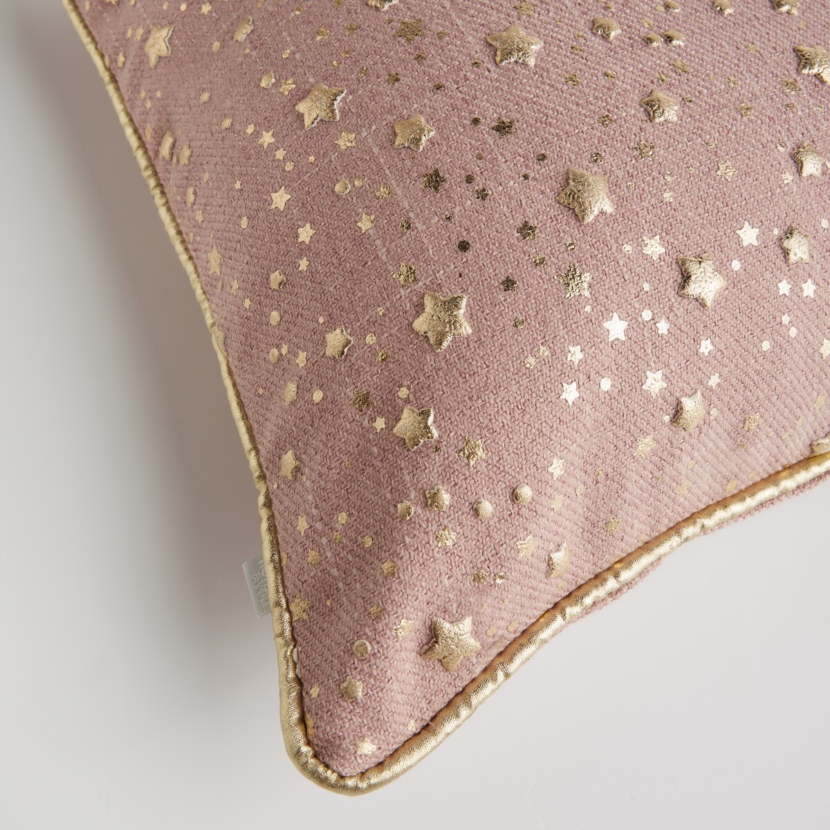 Poszewka Nolis 45x45 cm z motywem gwiazdy