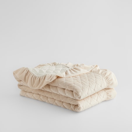 Jednokolorowa narzuta na łóżko z przeszywanym wzorem Greatte 200x220 cm