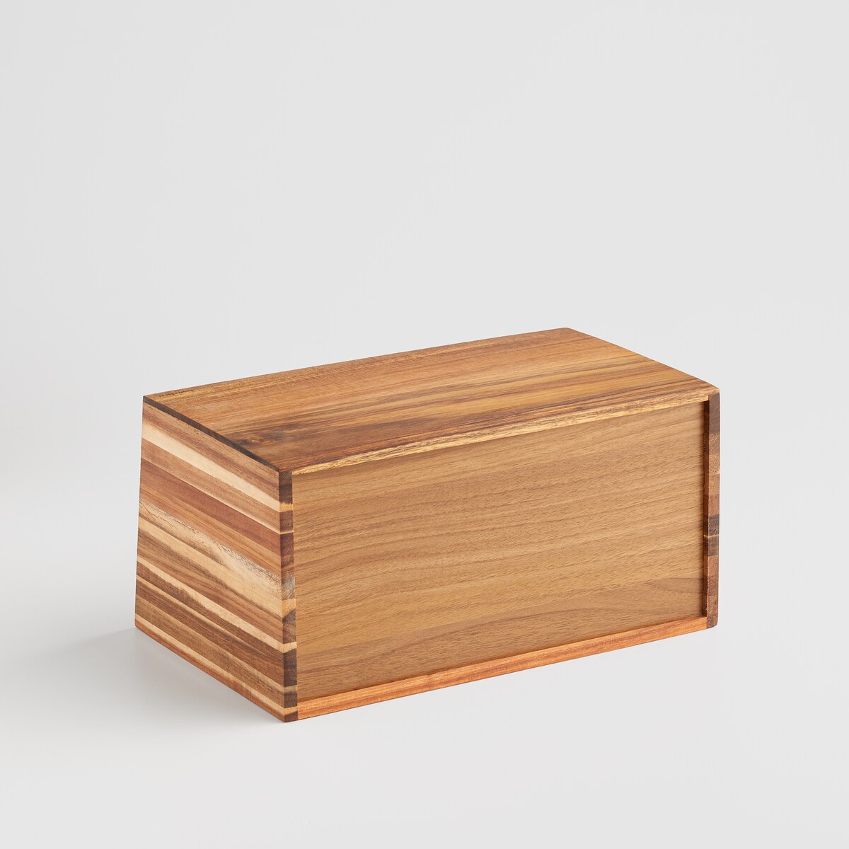 drewniany chlebak z drewna akacjowego cottago