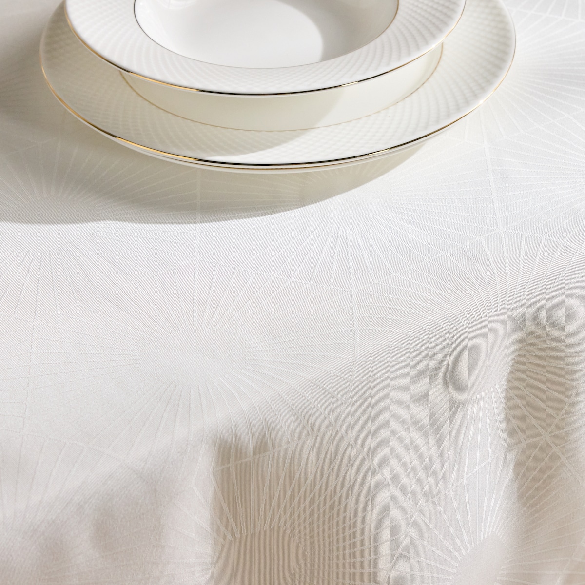 Obrus odporny na plamy Mercato 140x300 cm