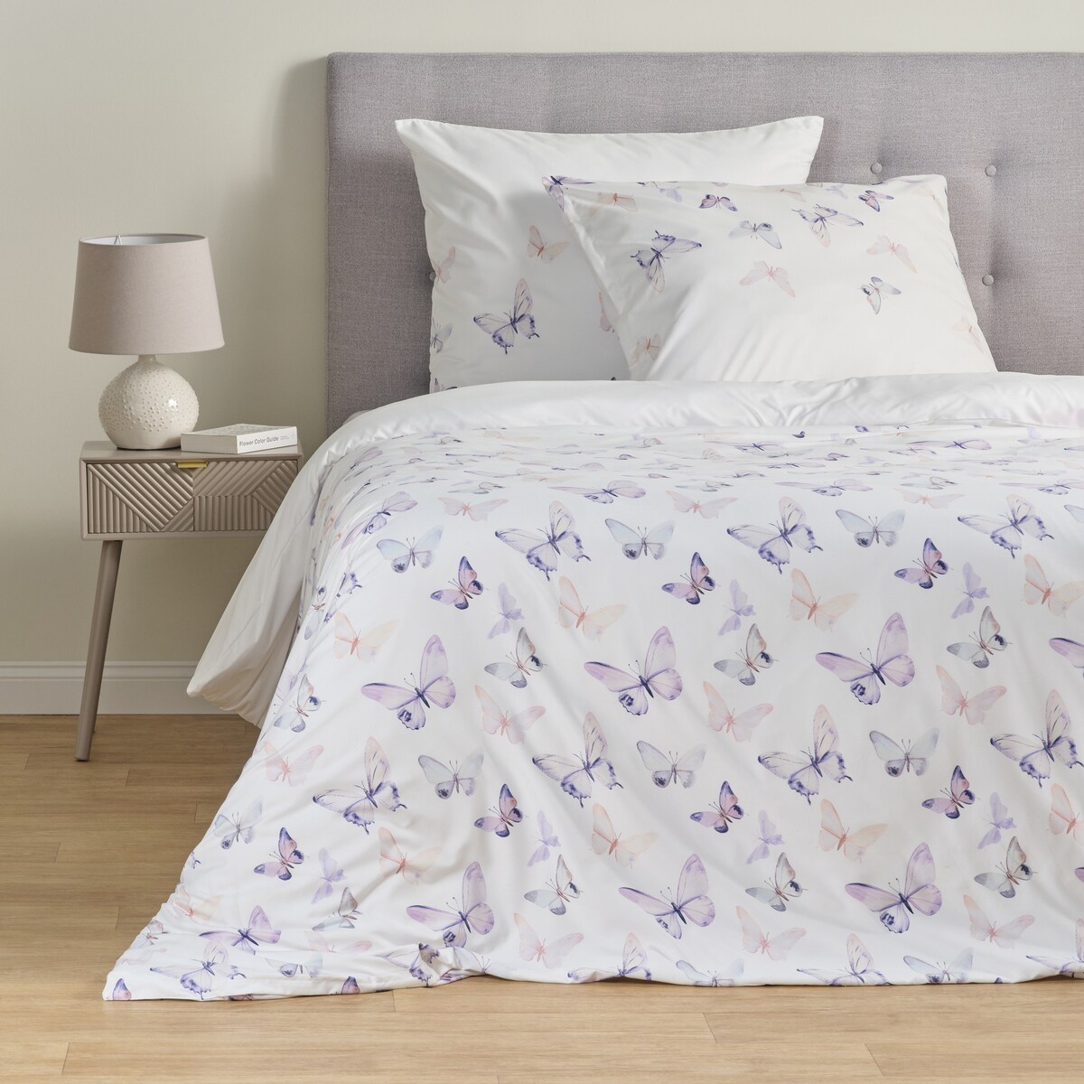 Komplet pościeli z mikrofibry Nelina 160x200 cm z 2 poszewkami 70x80