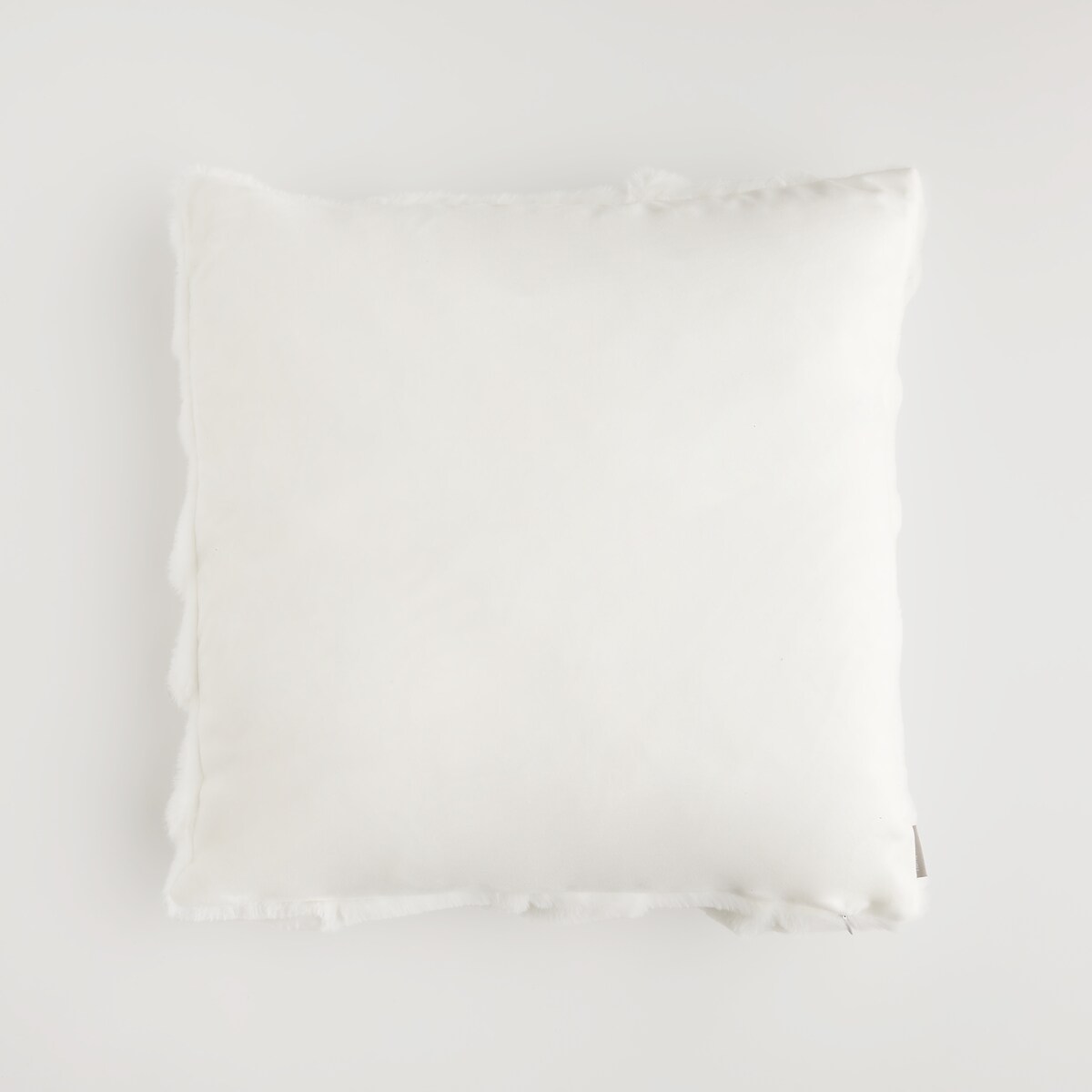 Poszewka Elliot 45x45 cm z motywem geometrycznym